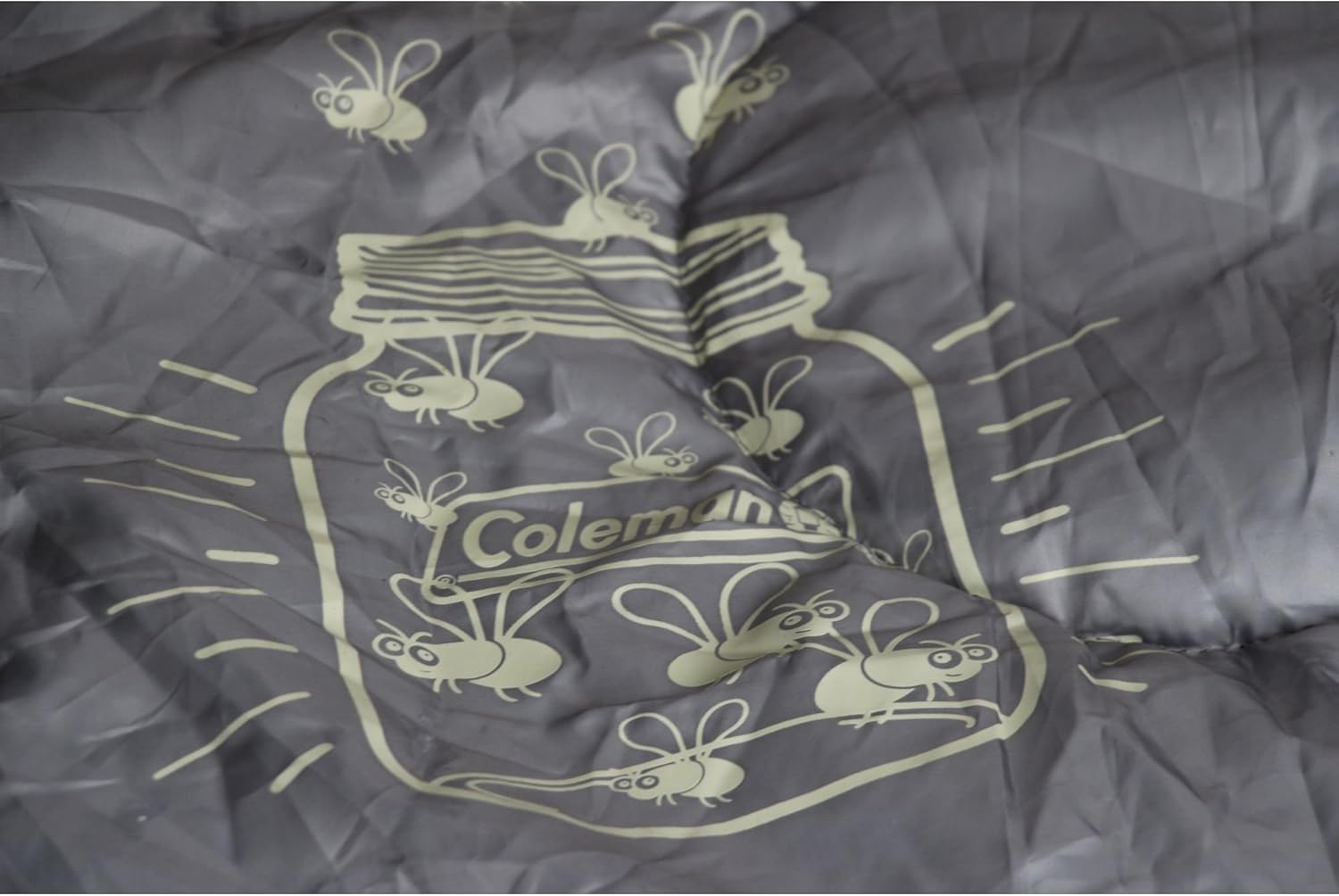 Coleman Kids 45°F Sleeping Bag, Comfortable Youth Sleeping Bag for Sleepovers & Camping, Fits Children up to 5ft 5in Tall, Lightweight and Warm Sleeping Bag for Indoor/Outdoor Use, Machine Washable