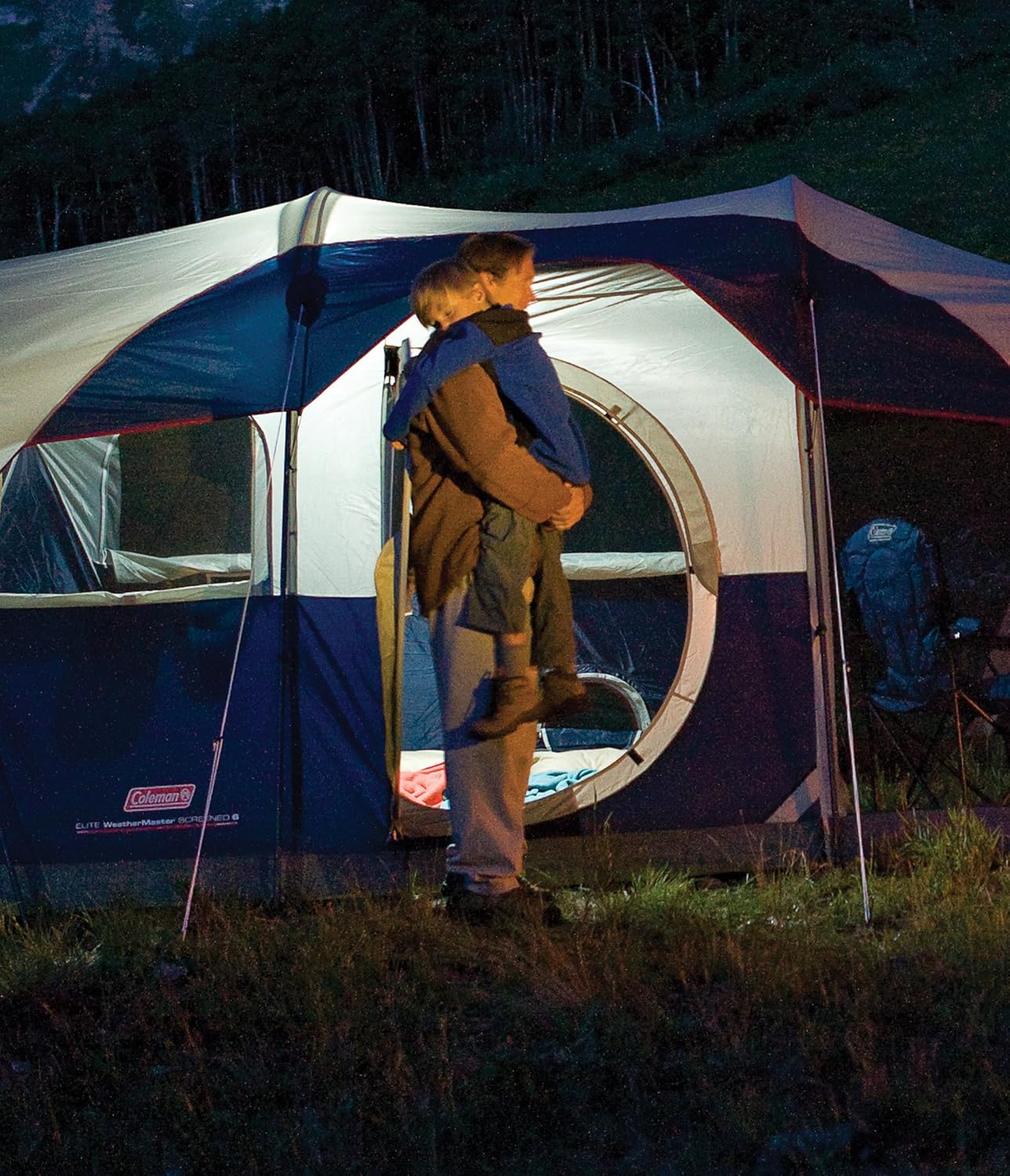 Coleman Elite Sundome Camping Tent with LED Lights, Weatherproof 6-Person Tent with Included Rainfly & Frame that can Withstand 35 MPH Winds, Built-In LED Lighting System with 3 Brightness Settings